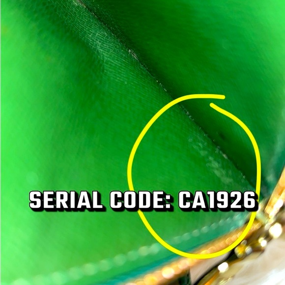 Authentic LV Green Epi Wallet. Serial Code: CA1926 - Picture 14 of 14